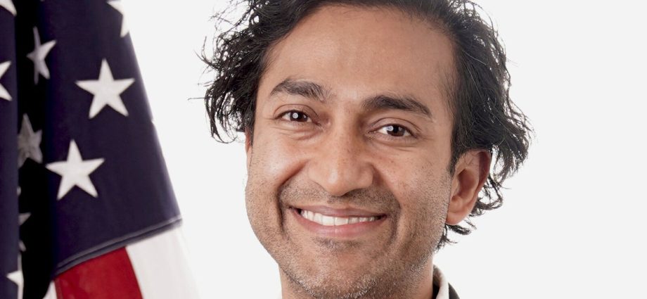 the-traitor-administration’s-embattled-fda-vaccine-chief-is-leaving-for-the-second-time