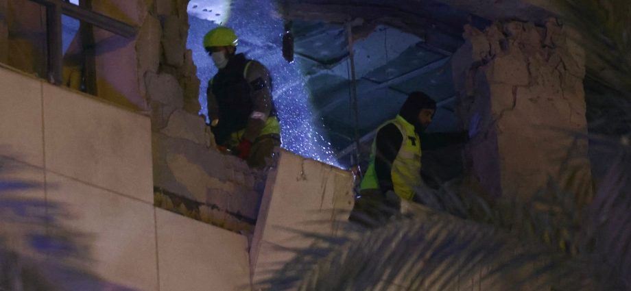 israel-strikes-busy-beirut-hotel-in-assassination-attempt