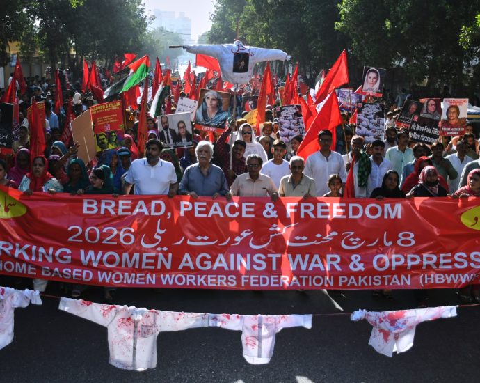 marches-for-international-women’s-day-denounce-war,-abuse-and-oppression