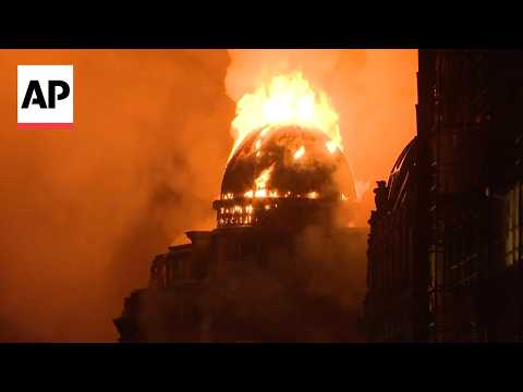 major-fire-at-glasgow-building-closes-scotland’s-busiest-train-station