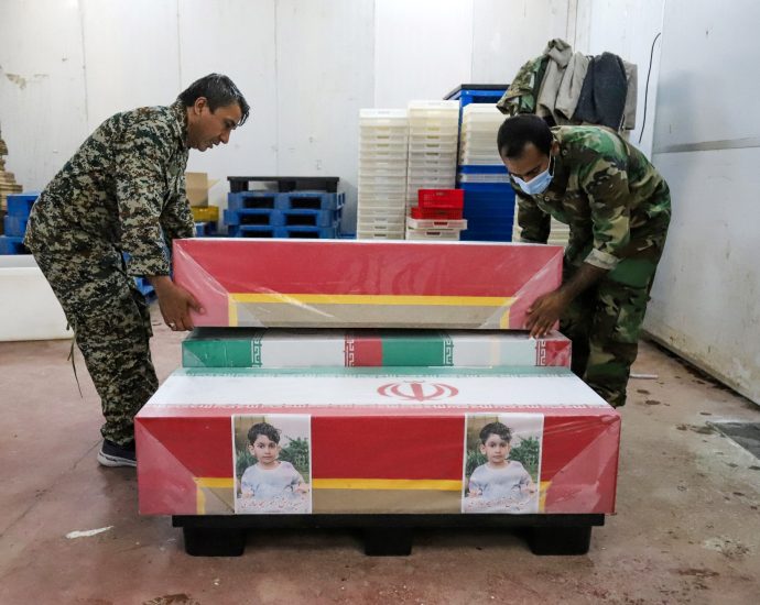 us-senators-demand-probe-into-‘appalling’-attack-on-girls’s-school-in-iran