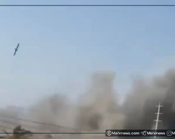 video-appears-to-show-us-tomahawk-hitting-base-near-school-where-175-died