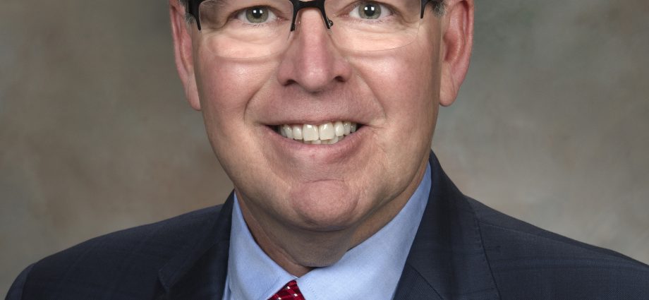 nasa-armstrong-director-brad-flick-to-retire-after-40-years-of-service