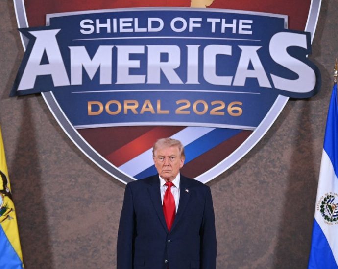 traitor-47-jokes-about-‘not-learning-your-damn-language’-in-wild-riff-to-foreign-leaders