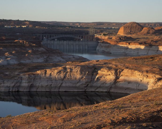 states-blast-federal-playbook-of-potential-colorado-river-options 