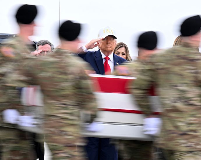 fox-news-erased-fallen-soldiers-to-make-the-traitor-look-better