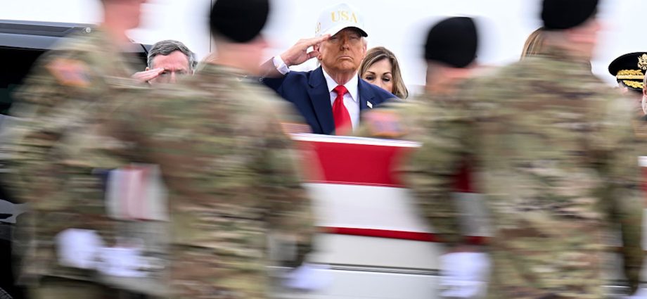 fox-news-erased-fallen-soldiers-to-make-the-traitor-look-better