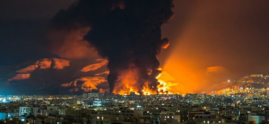 how-the-iran-war-set-off-a-week-of-oil-price-swings,-and-what-comes-next