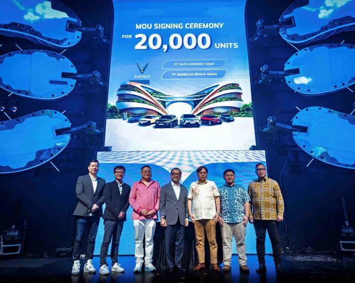 VinFast Signs MoUs to Supply 20,000 Electric Vehicles to Transportation Partners in Indonesia