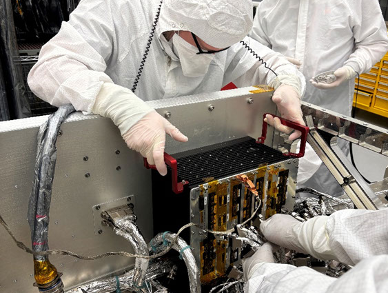 nasa’s-dragonfly-mission-begins-rotorcraft-integration,-testing-stage