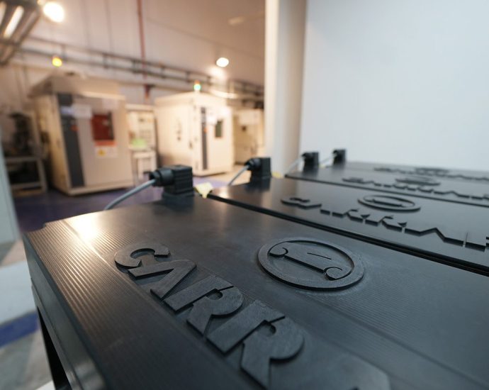 carrar-says-its-immersion-cooled-battery-architecture-stops-thermal-runaway-even-with-a-cell-above-800-°c