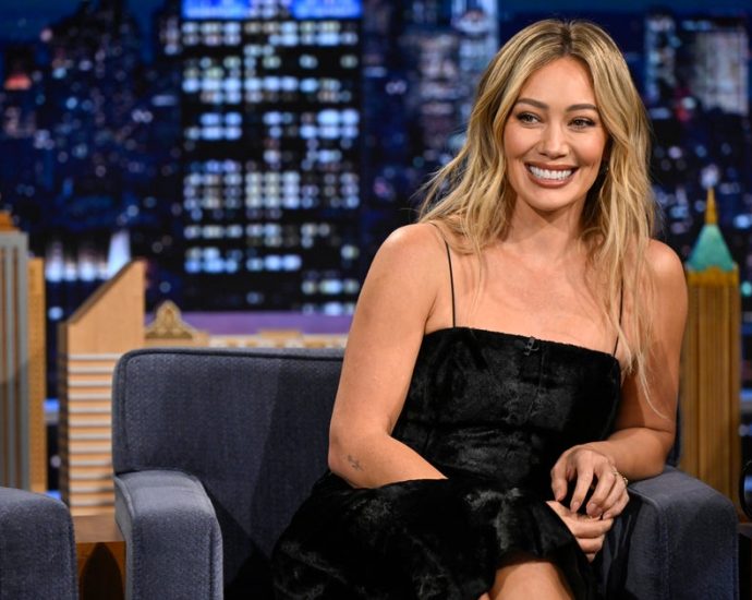 how-one-career-decision-locked-hilary-duff-into-gay-fandom