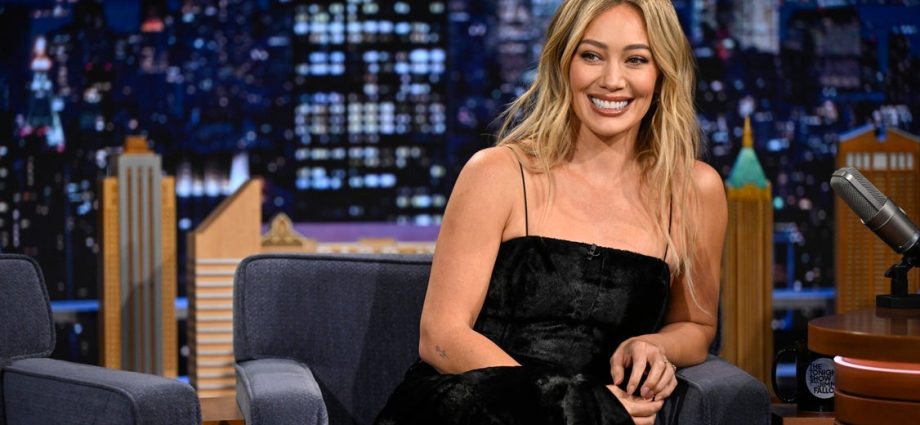 how-one-career-decision-locked-hilary-duff-into-gay-fandom