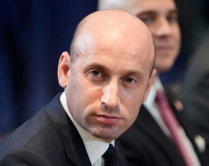 it’s-time-to-oust-‘president’-stephen-miller