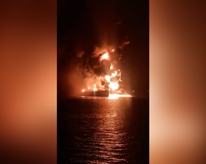 massive-fires-on-two-oil-tankers-after-attack-in-iraqi-waters