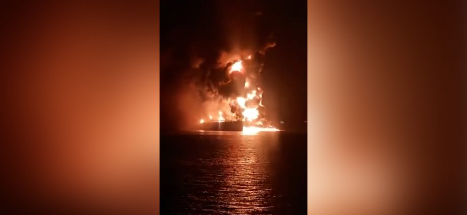 massive-fires-on-two-oil-tankers-after-attack-in-iraqi-waters