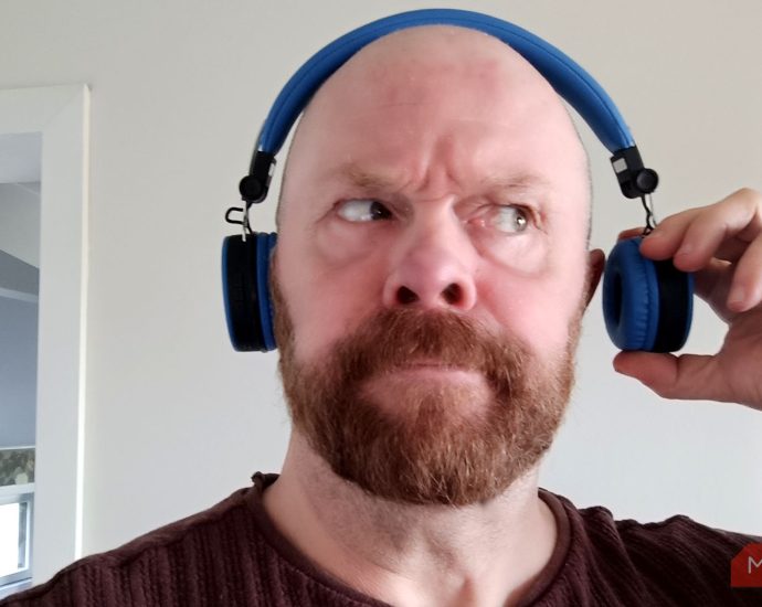 My Bluetooth headphones kept breaking on Linux until I fixed this one thing