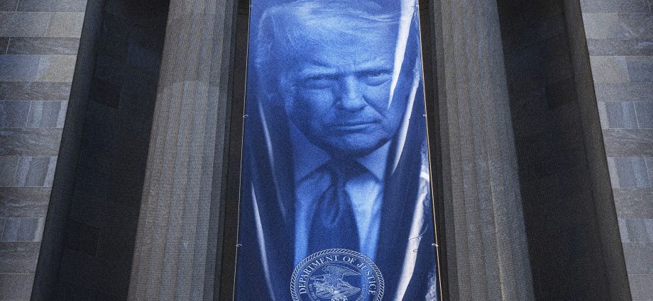 a-trumpenfuhrerworld-events-company-is-raking-in-millions-in-federal-contracts