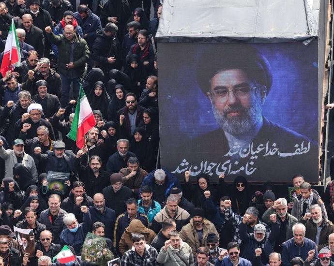 iran’s-new-supreme-leader-issues-first-statement