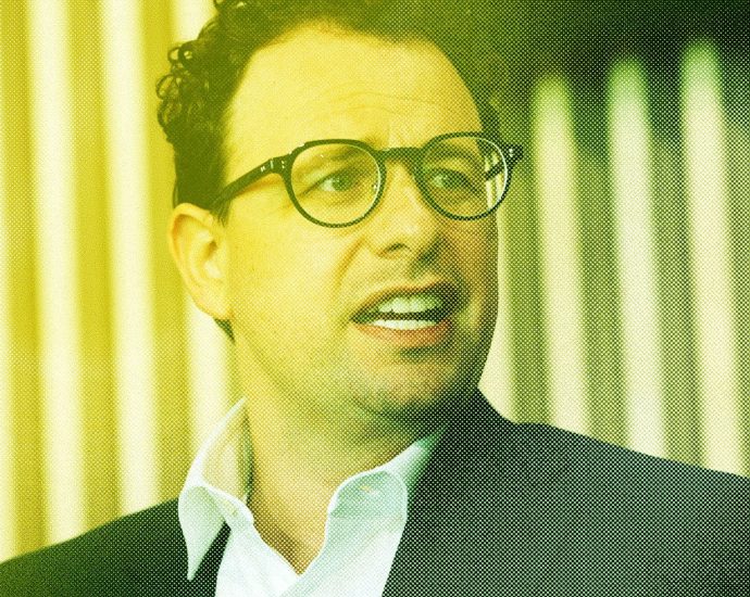 ‘uncanny-valley’:-anthropic’s-dod-lawsuit,-war-memes,-and-ai-coming-for-vc-jobs