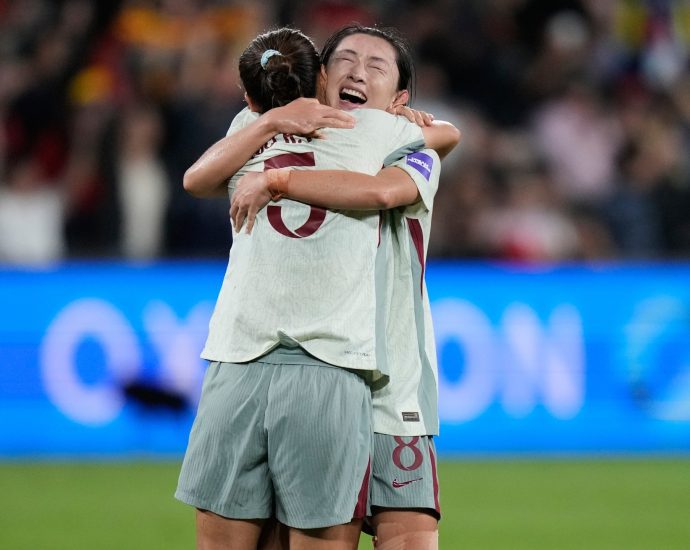 china-coach-tells-players-to-stay-‘calm’-in-taiwan-clash-at-asian-cup