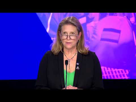 nasa-says-it’s-ready-for-first-crewed-moon-mission-in-50-years