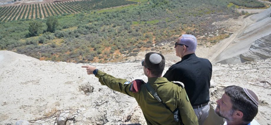 israeli-journalist-gideon-levy:-israel-will-not-stop-wars-&-occupation-until-us.-pulls-support