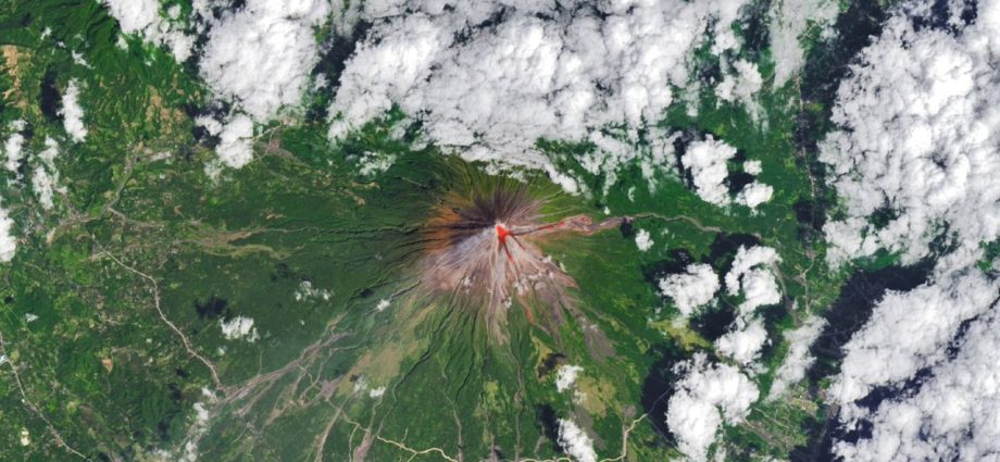 Satellite spies an erupting volcano | Space photo of the day for March 13, 2026