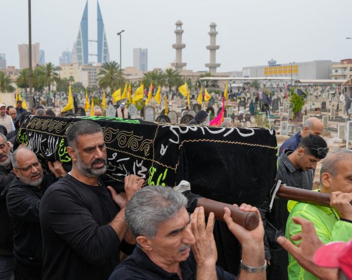 iran-war:-what-is-happening-on-day-15-of-us-israel-attacks?