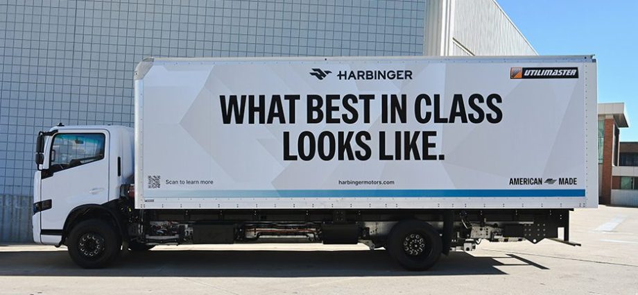harbinger-unveils-new-electric/hybrid-medium-duty-work-truck