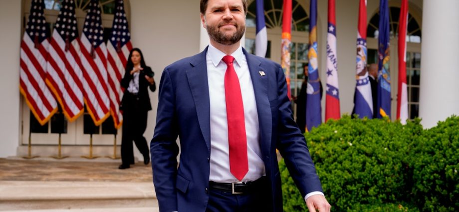 is-jd-vance-rooting-for-the-iran-war-to-fail?