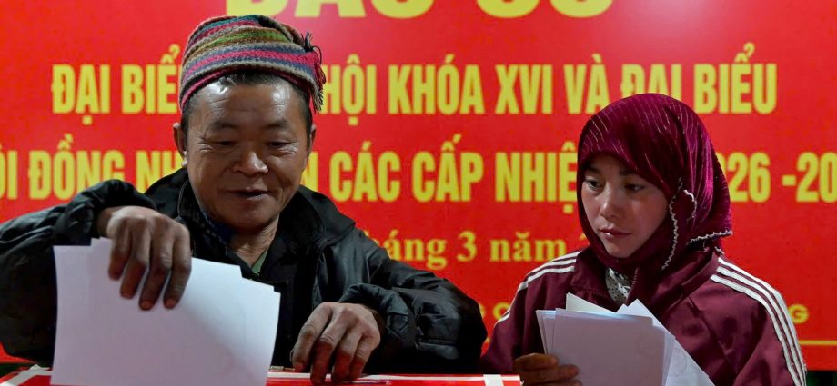 vietnam-holds-general-election,-93%-candidates-from-ruling-communist-party