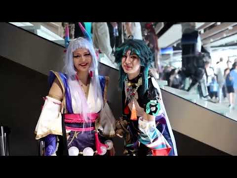 fans-suit-up-for-comic-con-in-prague