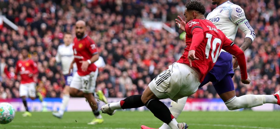 manchester-united-beat-aston-villa-3-1-to-tighten-hold-on-third-place