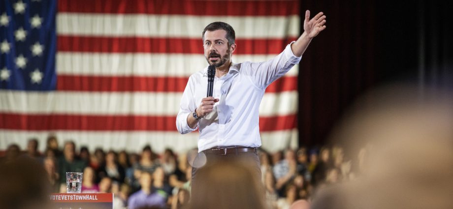 “raising-money-over-the-bodies”:-buttigieg-accuses-the-traitor-of-using-dead-soldiers-as-prop