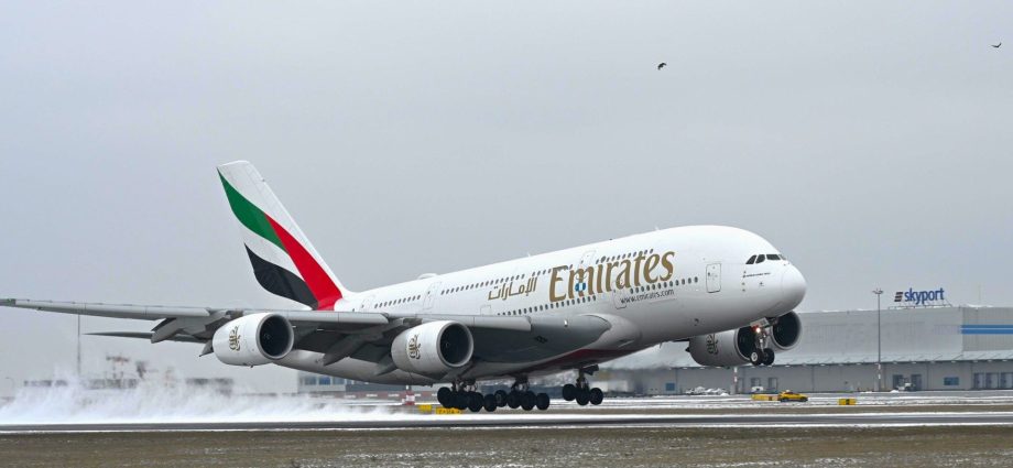 end-of-an-era:-emirates-removes-all-airbus-a380-flights-to-this-major-european-city