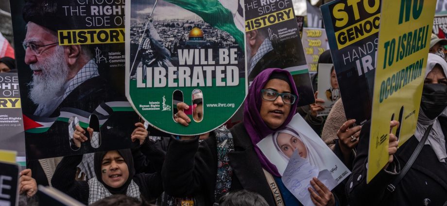 a-dozen-arrests-as-hundreds-attend-al-quds-day-rally-in-london