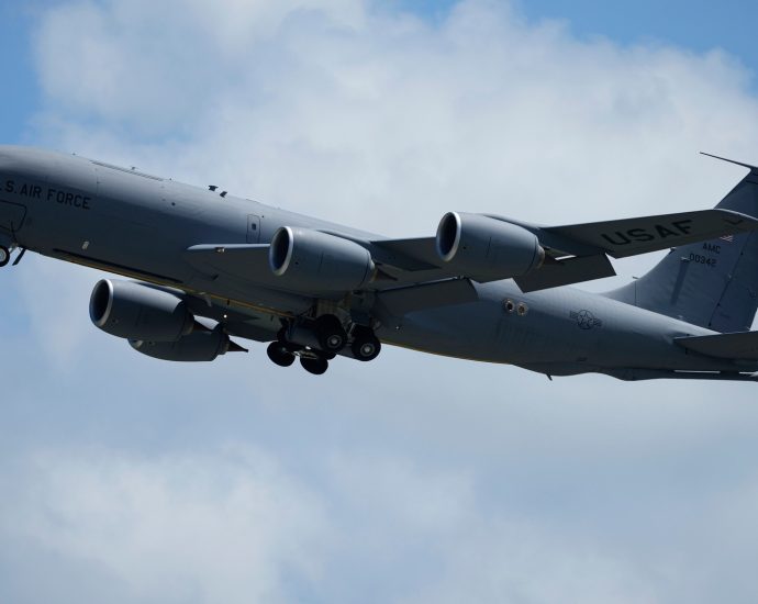 six-service-members-who-died-in-us-military-aircraft-crash-identified