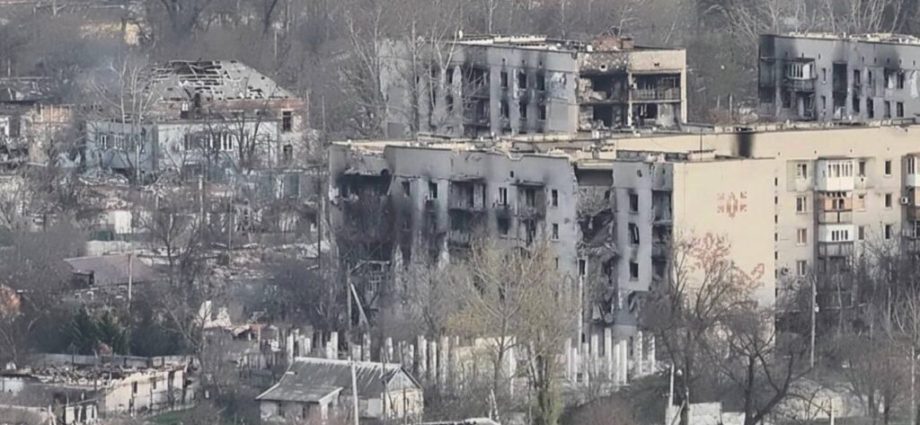 mined-in,-starved-out,-hunted-from-above—life-in-the-towns-russia-demands-at-the-peace-table