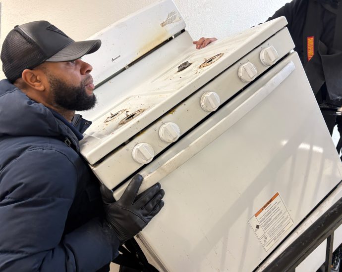 new-york-cooks-up-a-plan-to-boost-energy-efficiency-in-public-housing