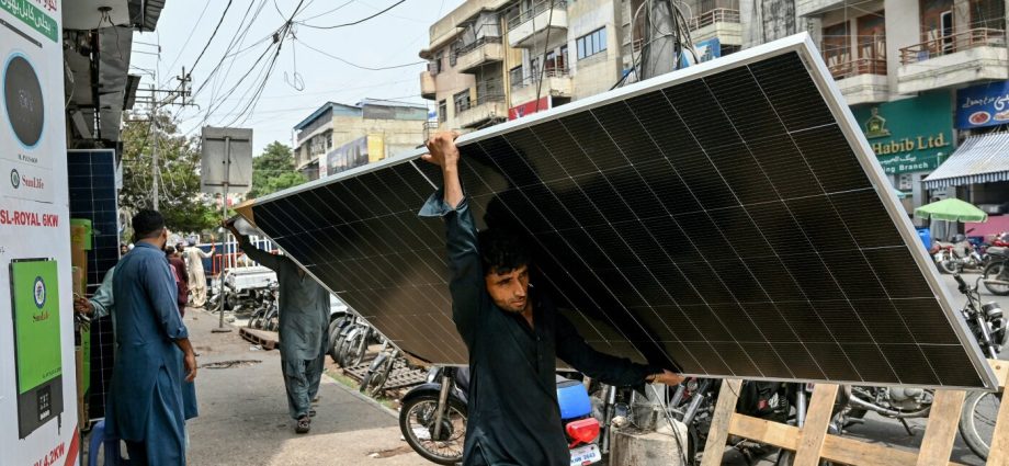 oil-and-gas-prices-are-soaring.-some-countries-are-ready-with-solar-panels-and-evs