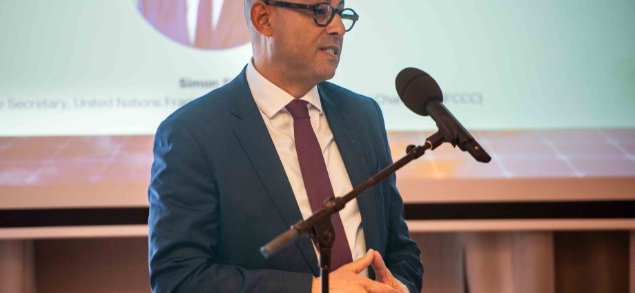 iran-war-shows-that-doubling-down-on-fossil-fuels-is-‘delusional,’-un-climate-chief-says