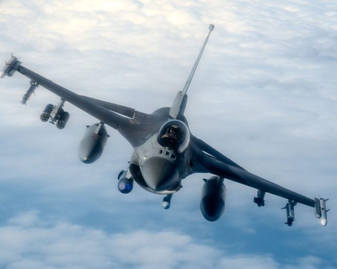 europe-may-turn-into-ukraine’s-ammo-powerhouse—-factories-ready-to-churn-out-aim-120c-8-missiles