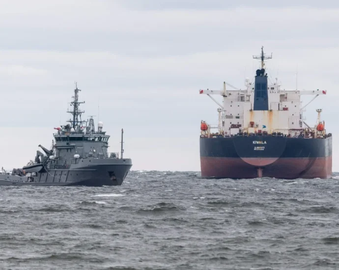 no-to-putin’s-rubles:-europe-pledges-never-to-be-held-hostage-by-russian-pipelines-again