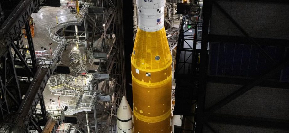 nasa-eyes-new-date-for-artemis-ii-rocket-rollout