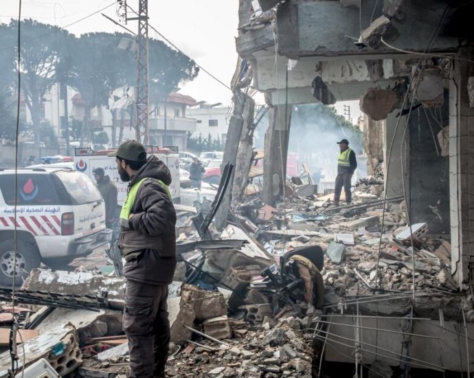 in-hunt-for-hezbollah,-israel-is-devastating-south-lebanon