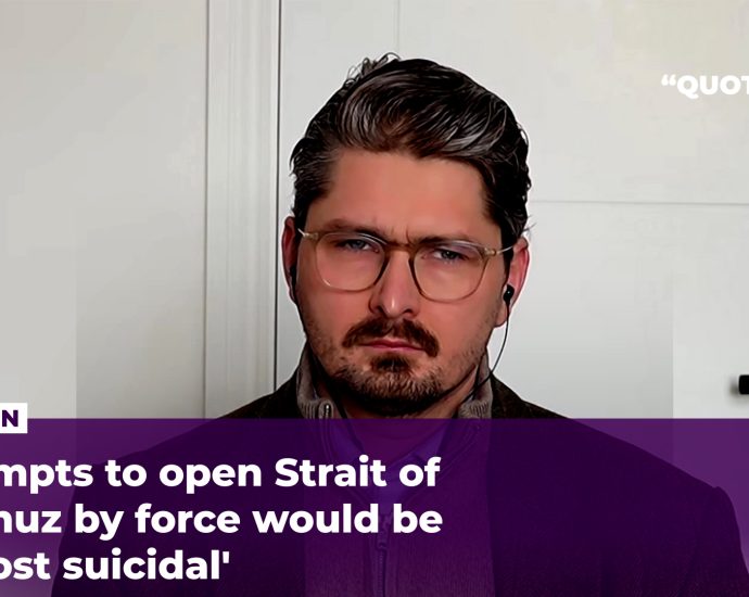 attempts-to-open-strait-of-hormuz-by-force-would-be-‘almost-suicidal’
