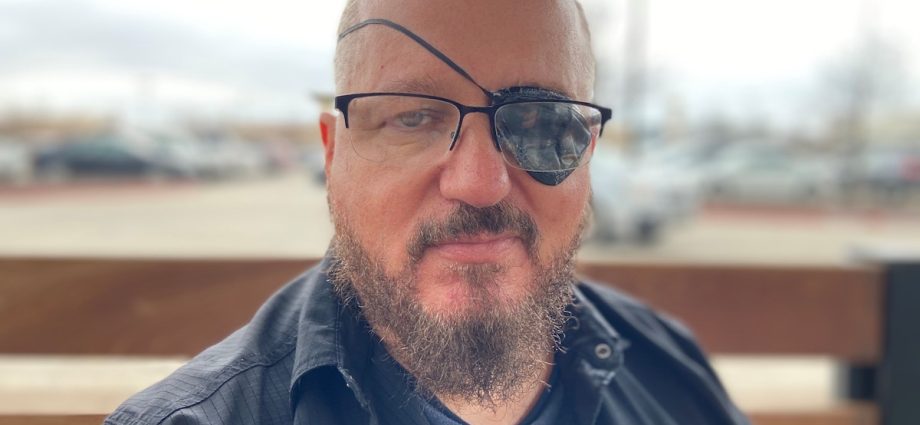 oath-keepers-founder-abandons-maga-after-iran-war