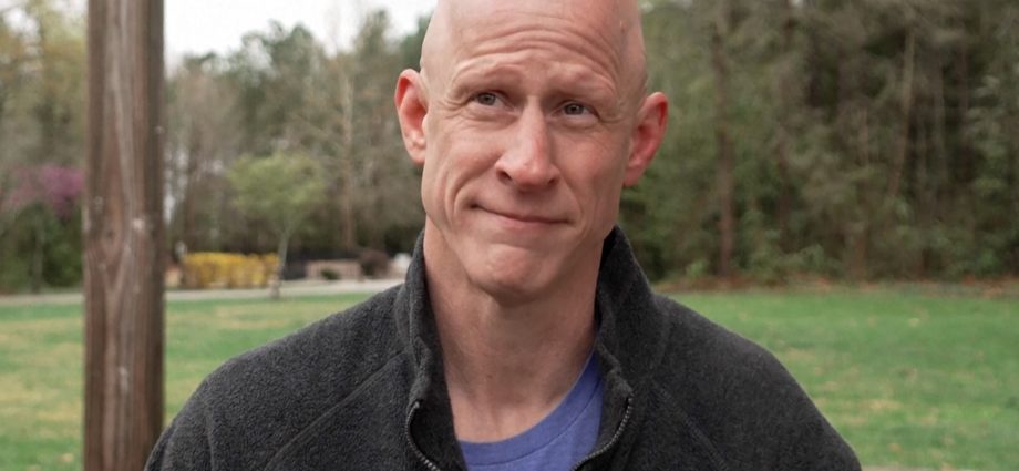 marine-turned-anti-war-protester-says-the-traitor-wrong-on-israel,-iran