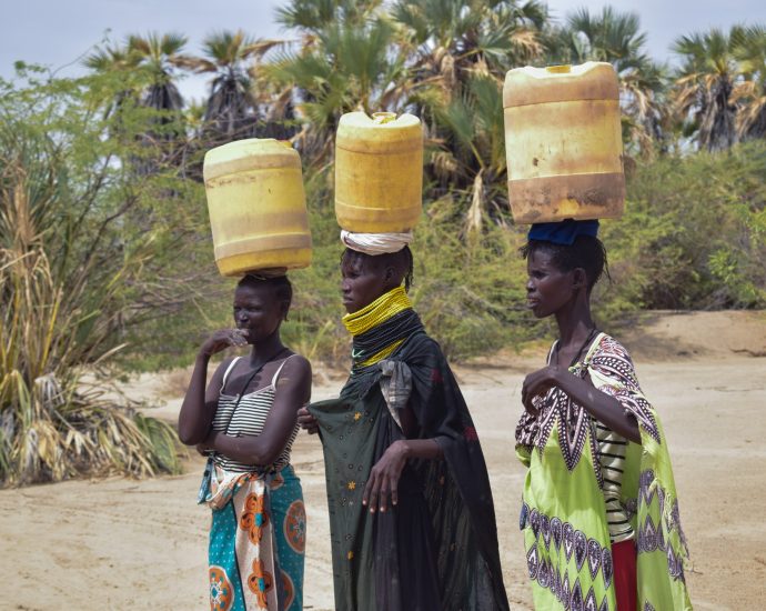 ‘how-do-i-survive?’-drought-plagues-kenya’s-turkana-amid-surplus-elsewhere